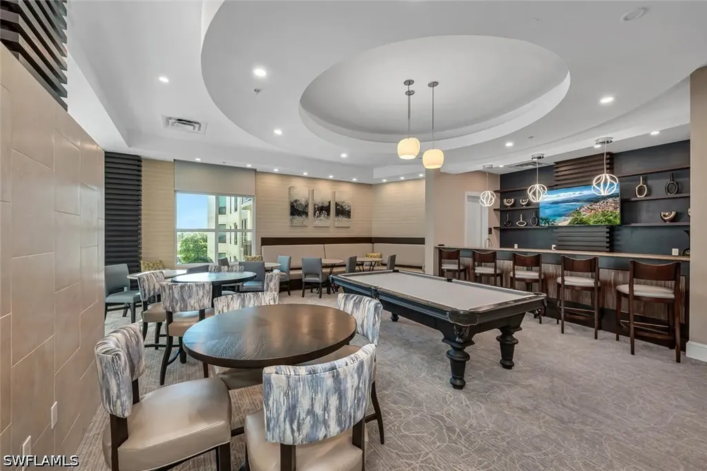 9115 Strada Place Naples FL 34108
