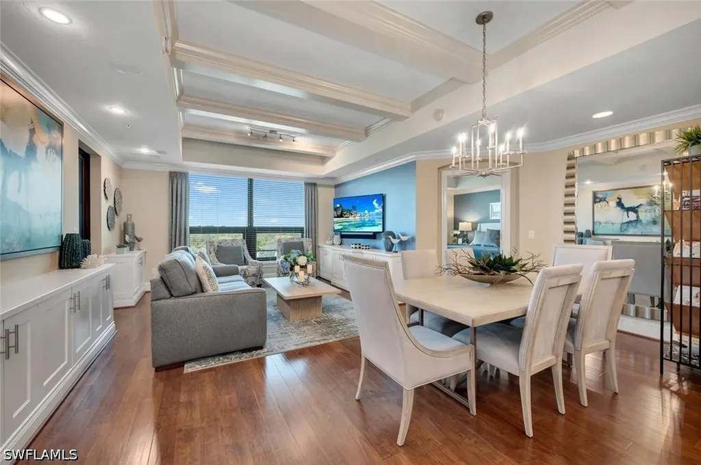9115 Strada Place Naples FL 34108