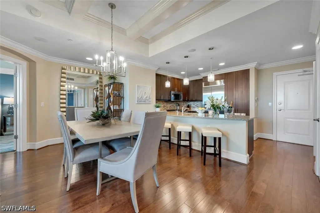 9115 Strada Place Naples FL 34108