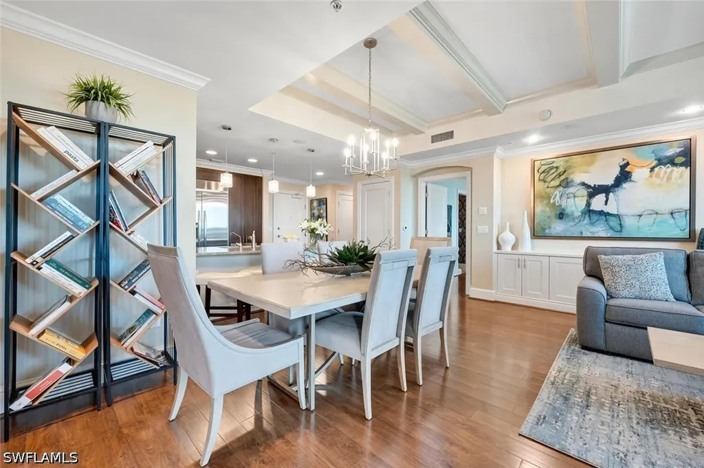9115 Strada Place Naples FL 34108