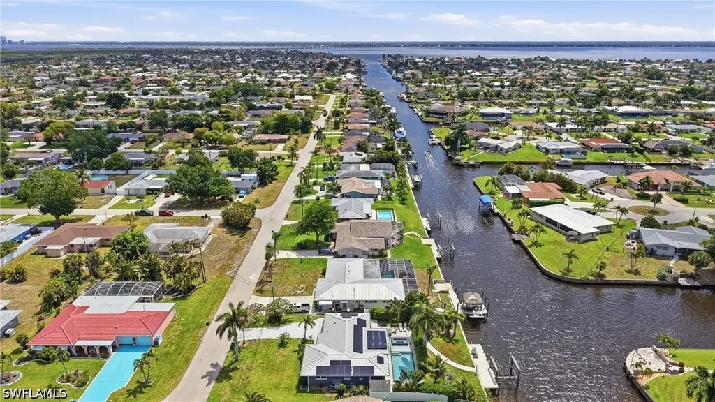 1638 SE 28th Street Cape Coral FL 33904