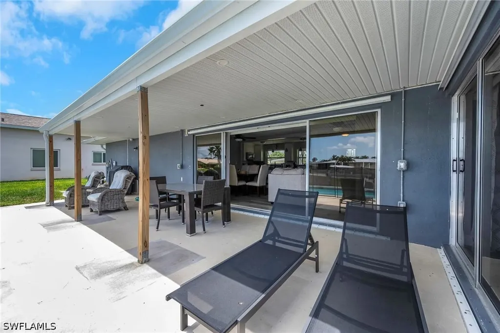 1638 SE 28th Street Cape Coral FL 33904