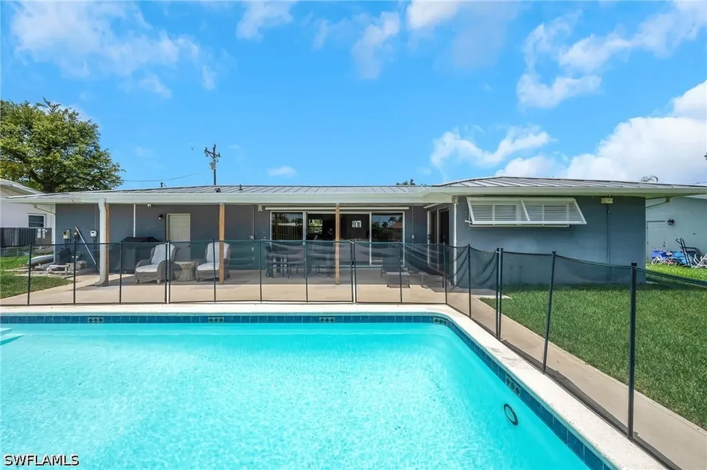 1638 SE 28th Street Cape Coral FL 33904