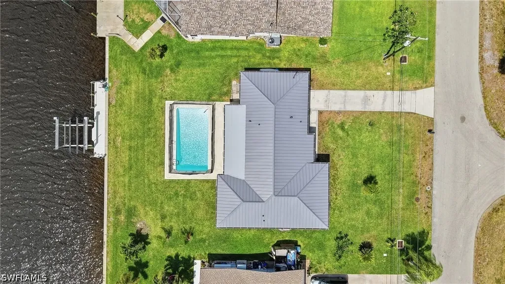 1638 SE 28th Street Cape Coral FL 33904