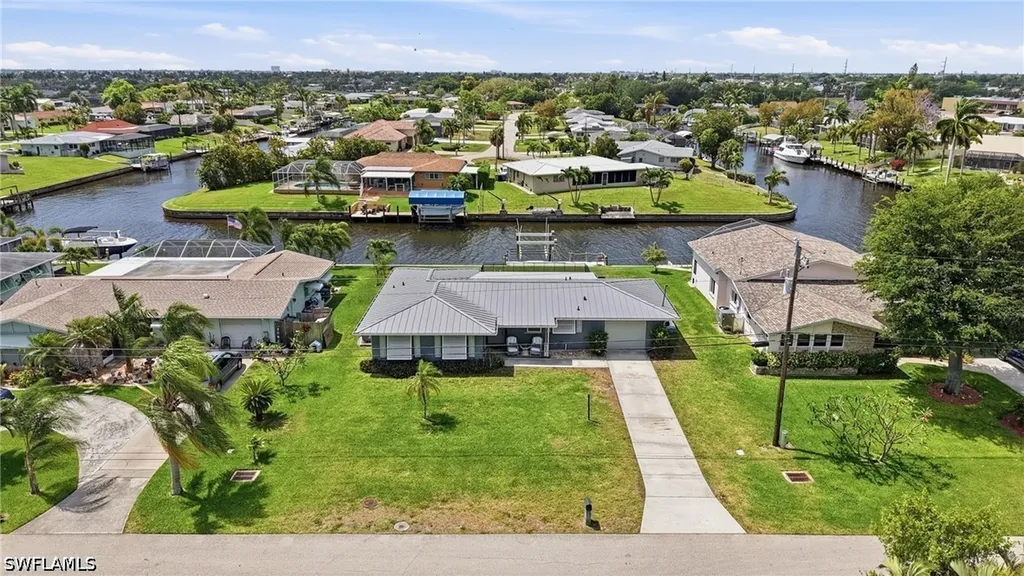 1638 SE 28th Street Cape Coral FL 33904