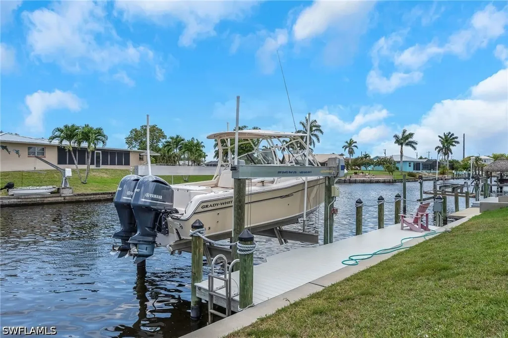 1638 SE 28th Street Cape Coral FL 33904