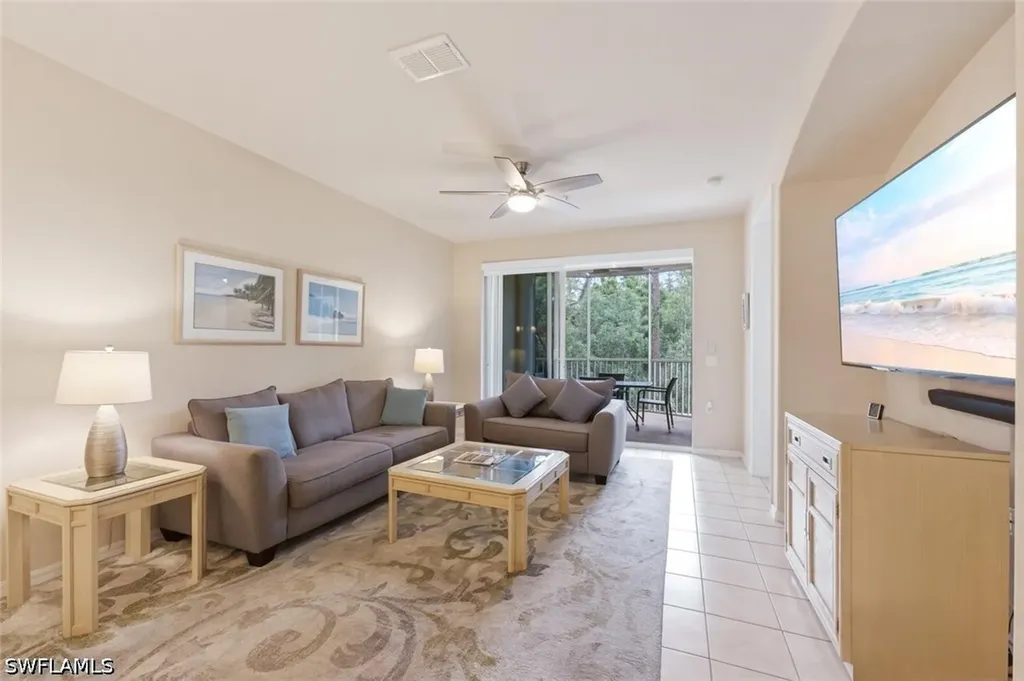 4873 Hampshire Court Naples FL 34112