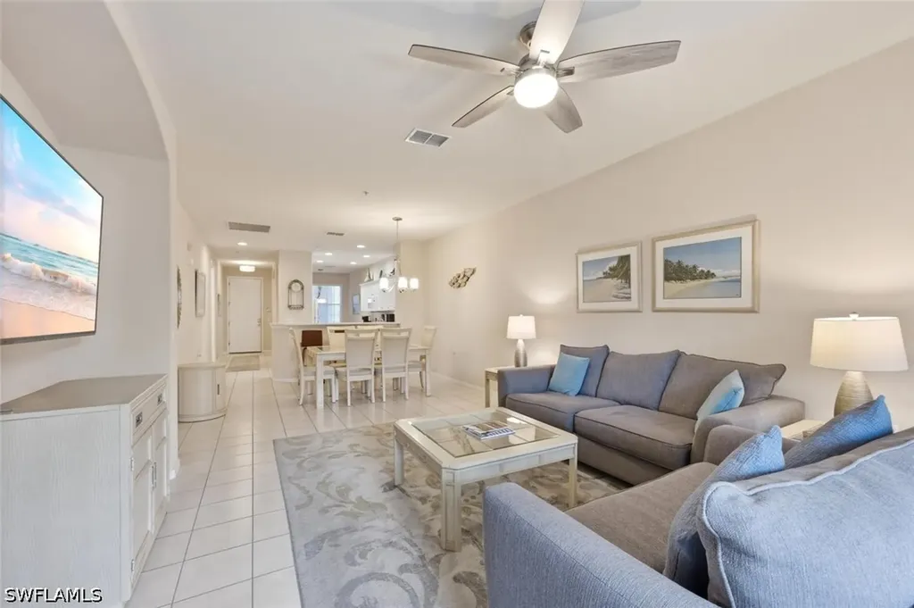 4873 Hampshire Court Naples FL 34112