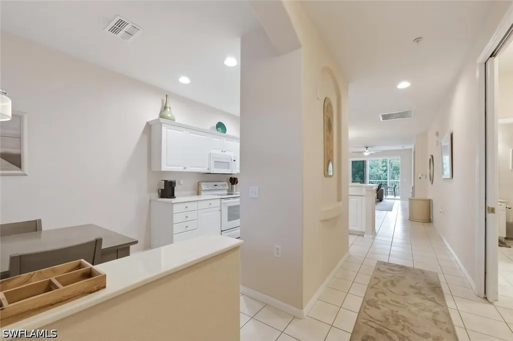 4873 Hampshire Court Naples FL 34112