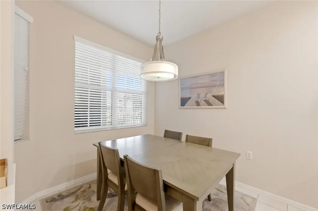 4873 Hampshire Court Naples FL 34112