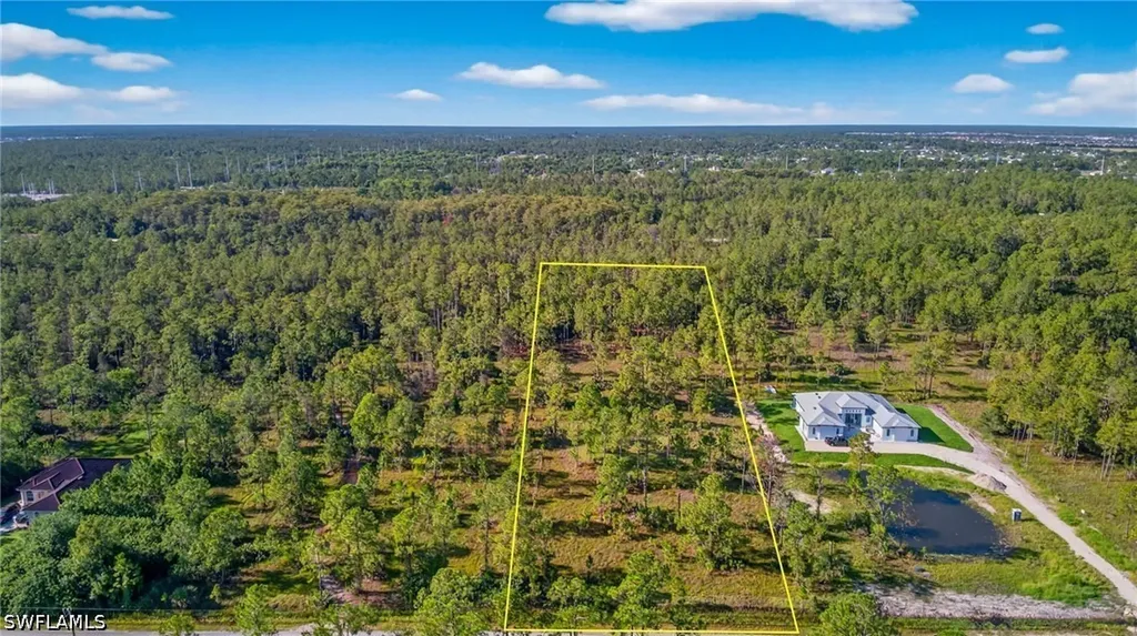 2874 52nd Avenue NE Naples FL 34120