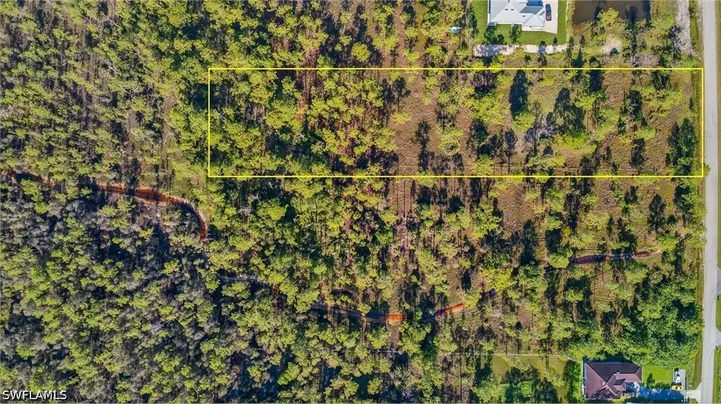 2874 52nd Avenue NE Naples FL 34120
