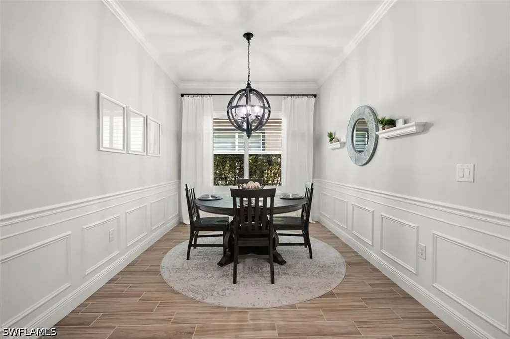 3769 Helmsman Drive Naples FL 34120