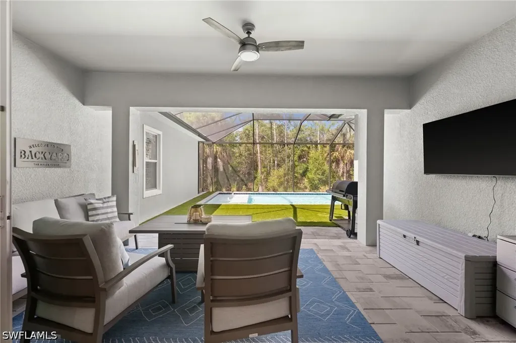 3769 Helmsman Drive Naples FL 34120