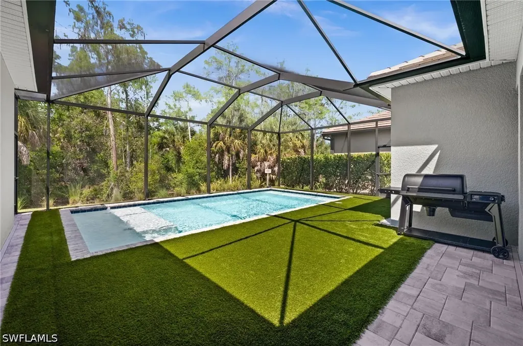 3769 Helmsman Drive Naples FL 34120