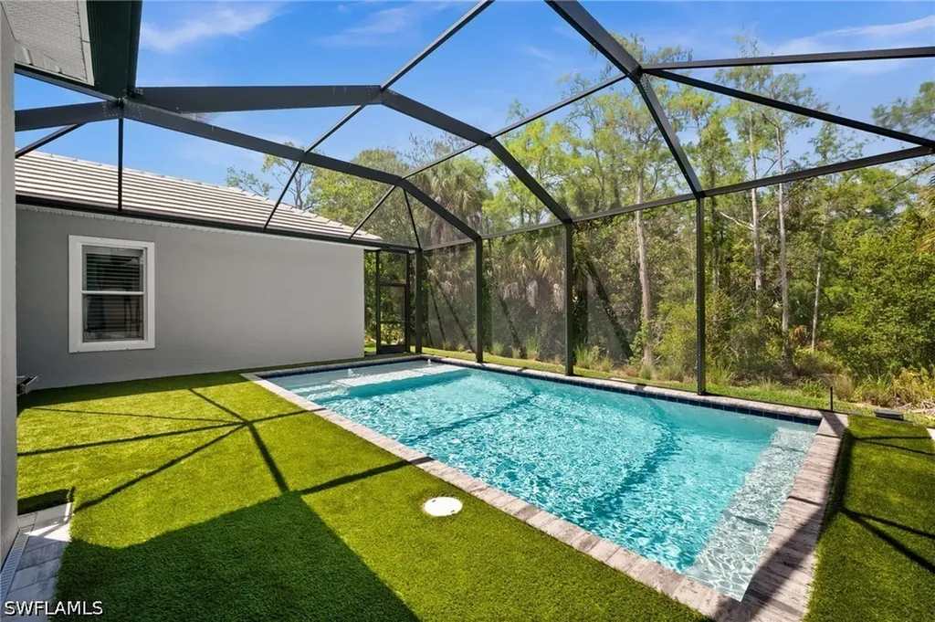 3769 Helmsman Drive Naples FL 34120