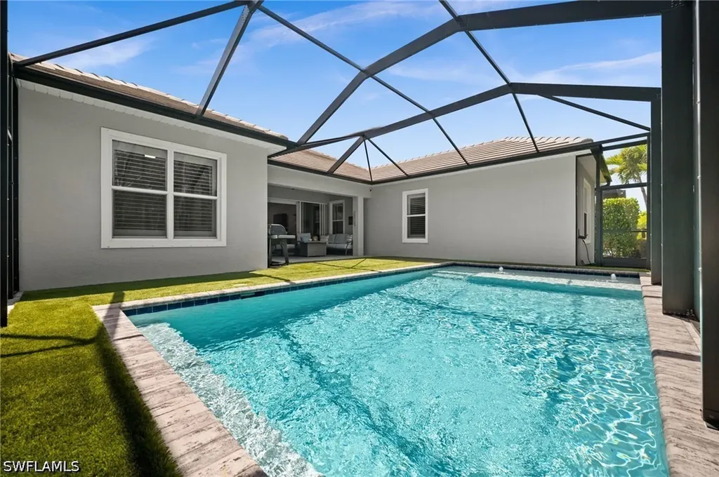 3769 Helmsman Drive Naples FL 34120