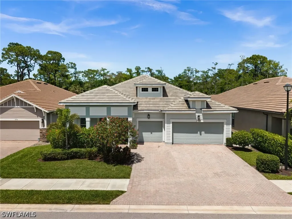 3769 Helmsman Drive Naples FL 34120