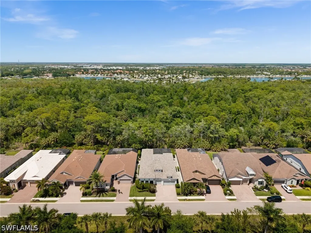 3769 Helmsman Drive Naples FL 34120