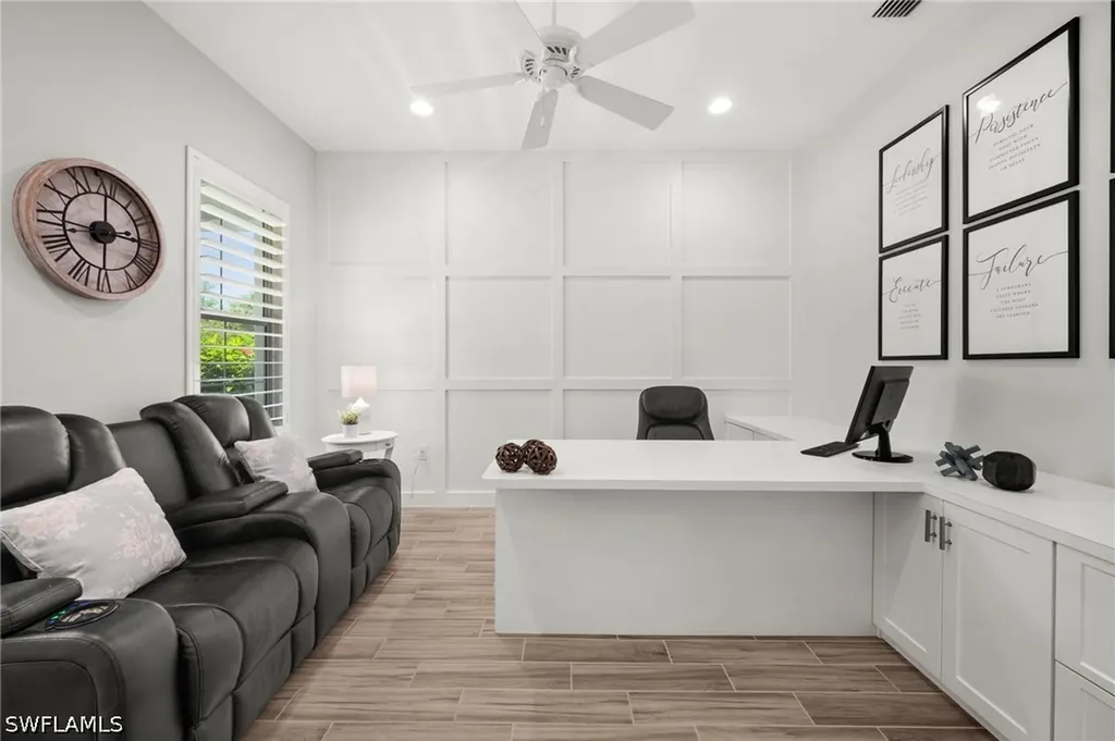3769 Helmsman Drive Naples FL 34120