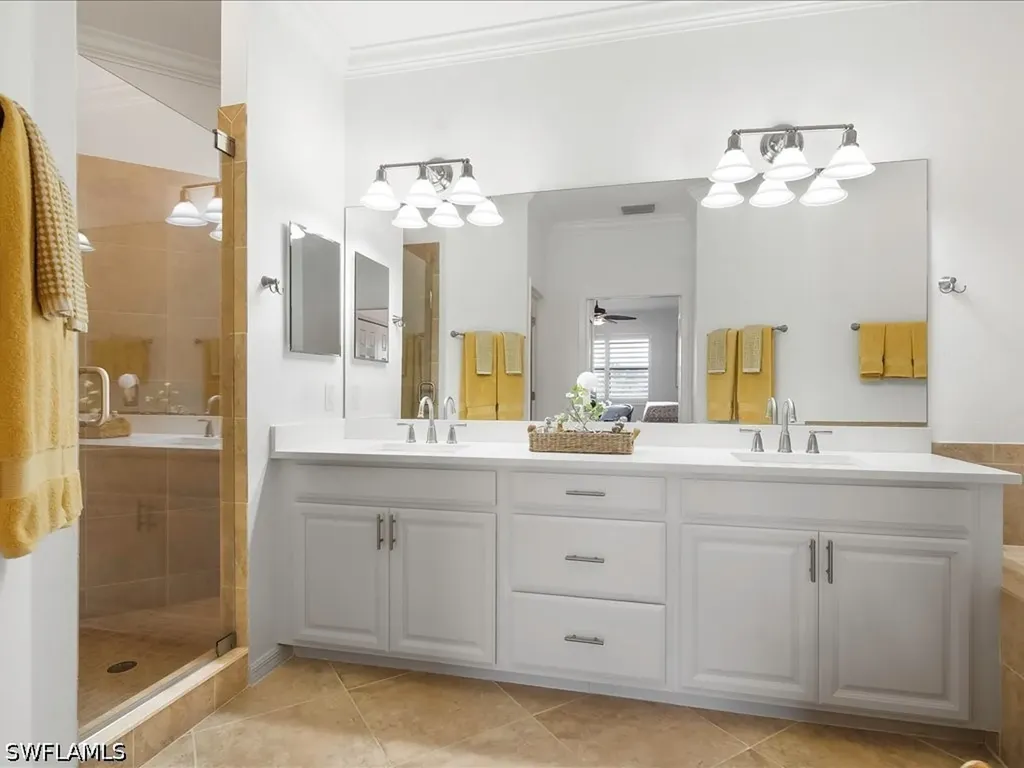 9476 Napoli Lane Naples FL 34113
