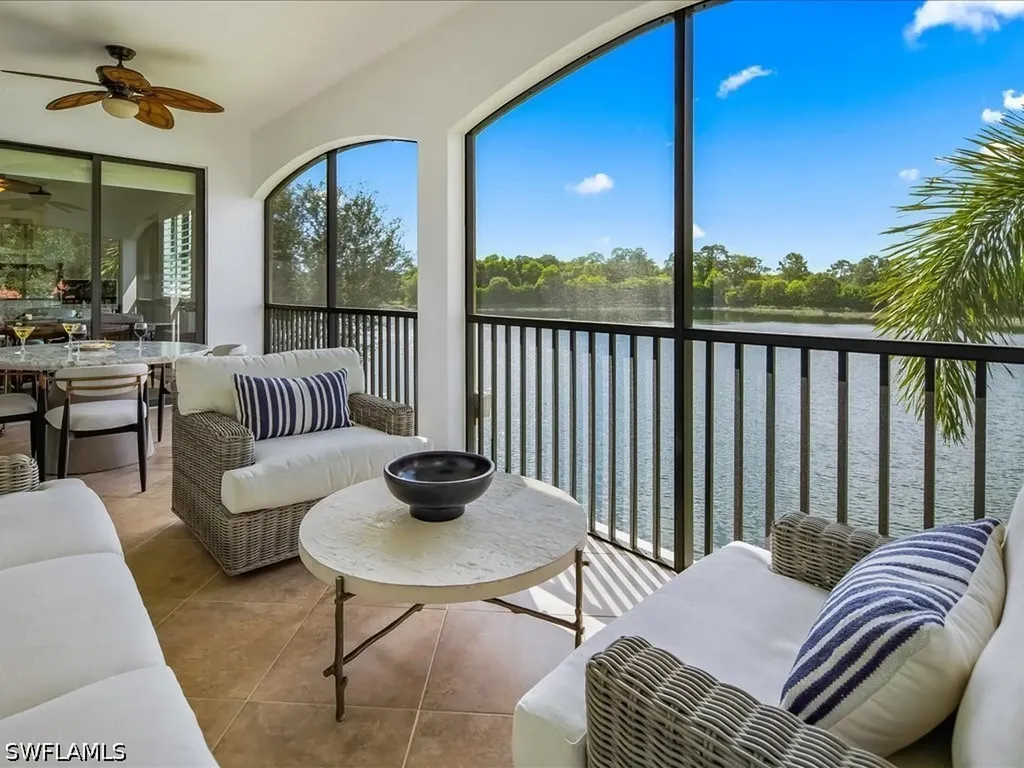 9476 Napoli Lane Naples FL 34113