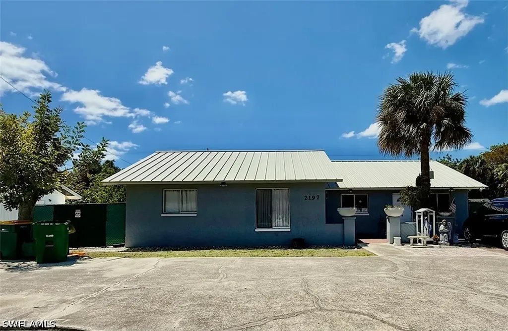 2197 46th Terrace SW Naples FL 34116