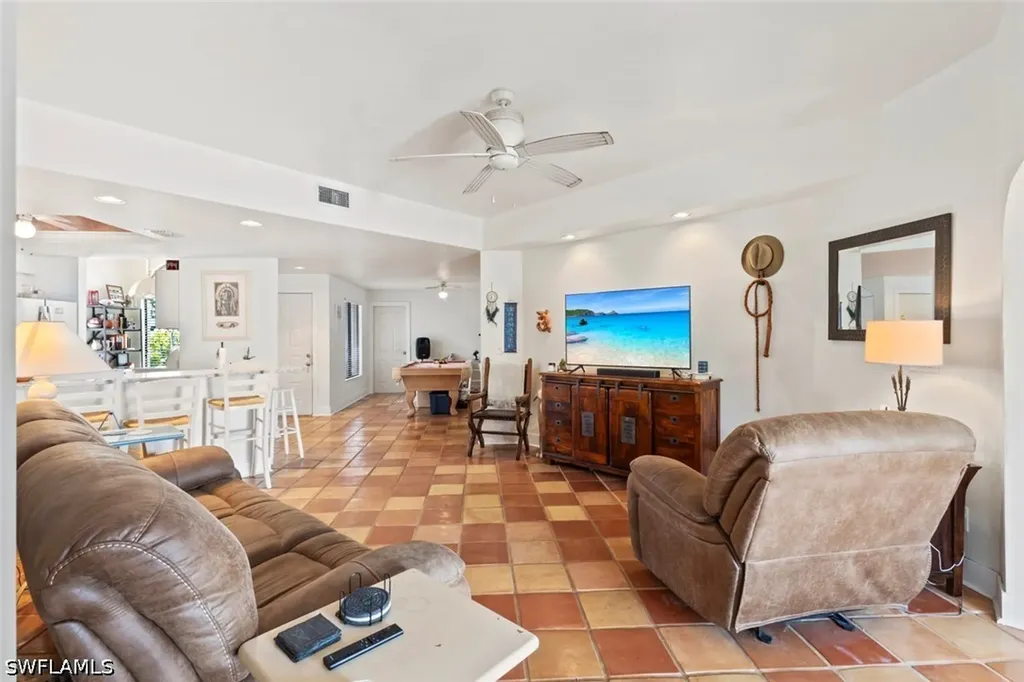 2294 Anchorage Lane Naples FL 34104
