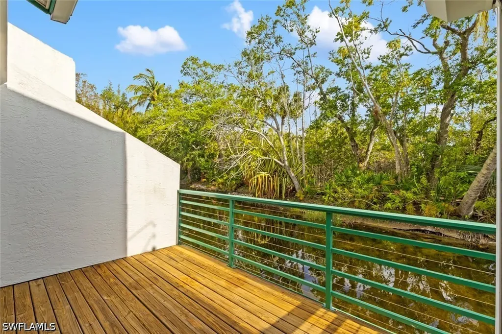2294 Anchorage Lane Naples FL 34104