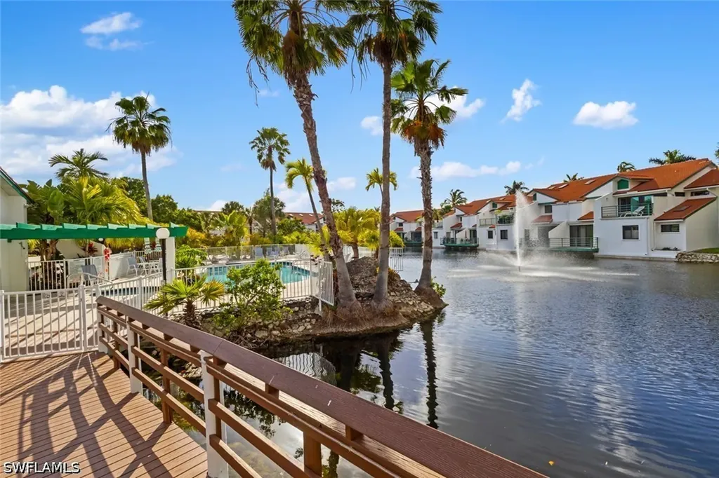 2294 Anchorage Lane Naples FL 34104