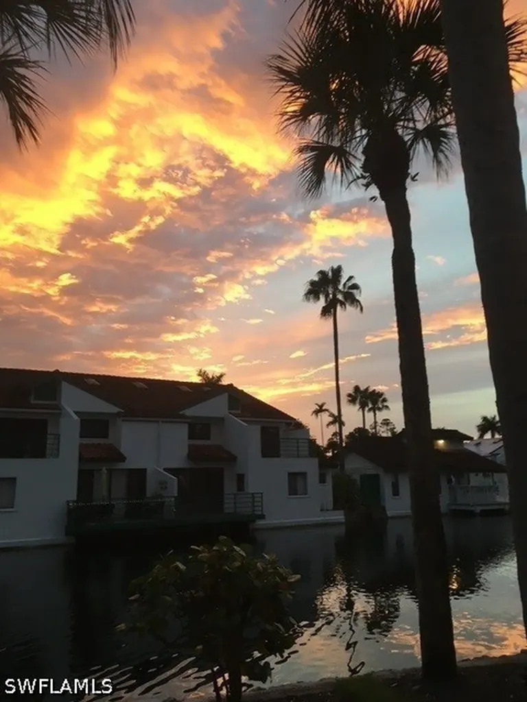 2294 Anchorage Lane Naples FL 34104