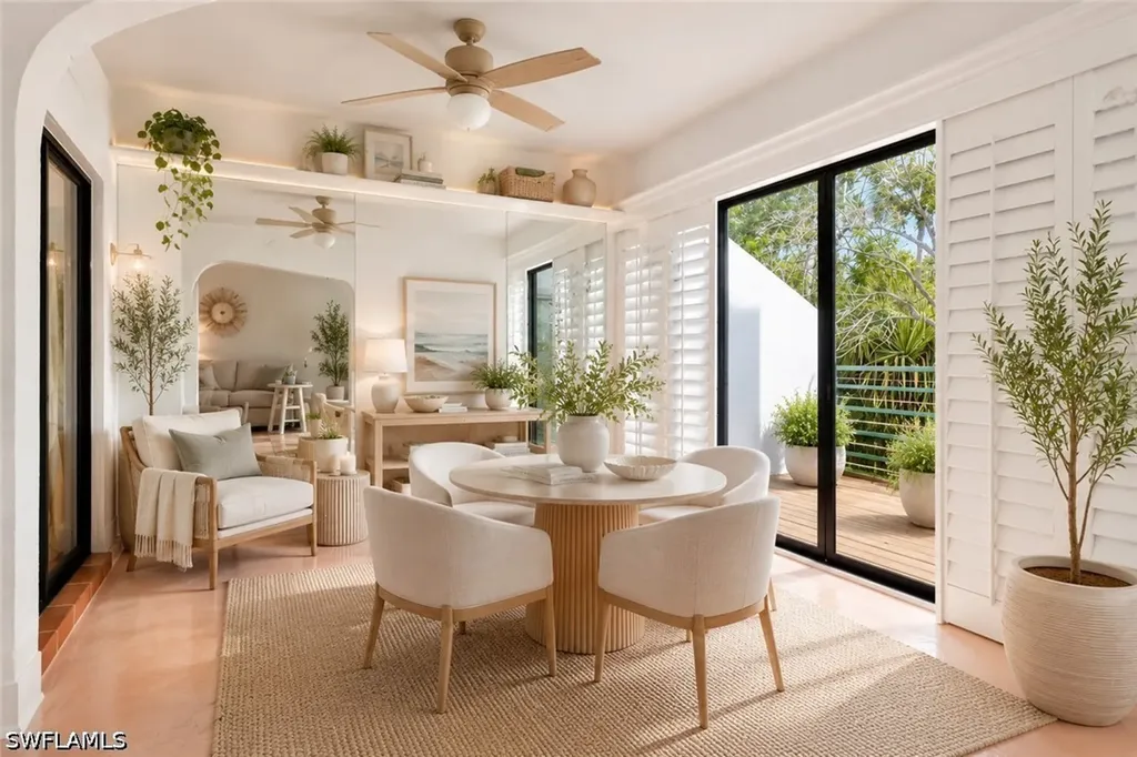 2294 Anchorage Lane Naples FL 34104