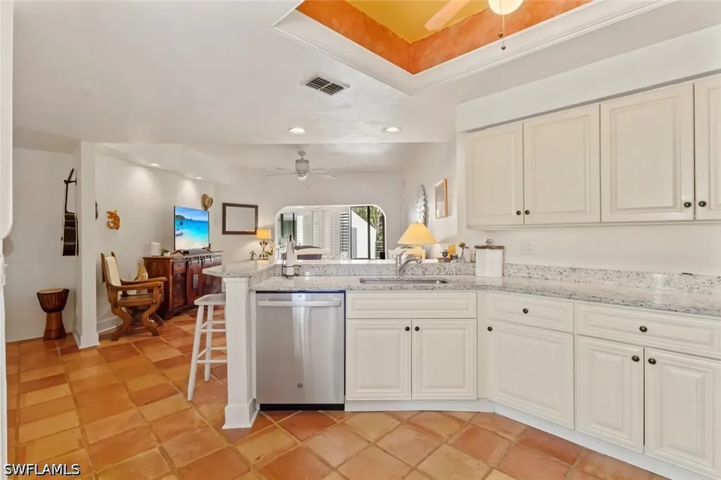 2294 Anchorage Lane Naples FL 34104