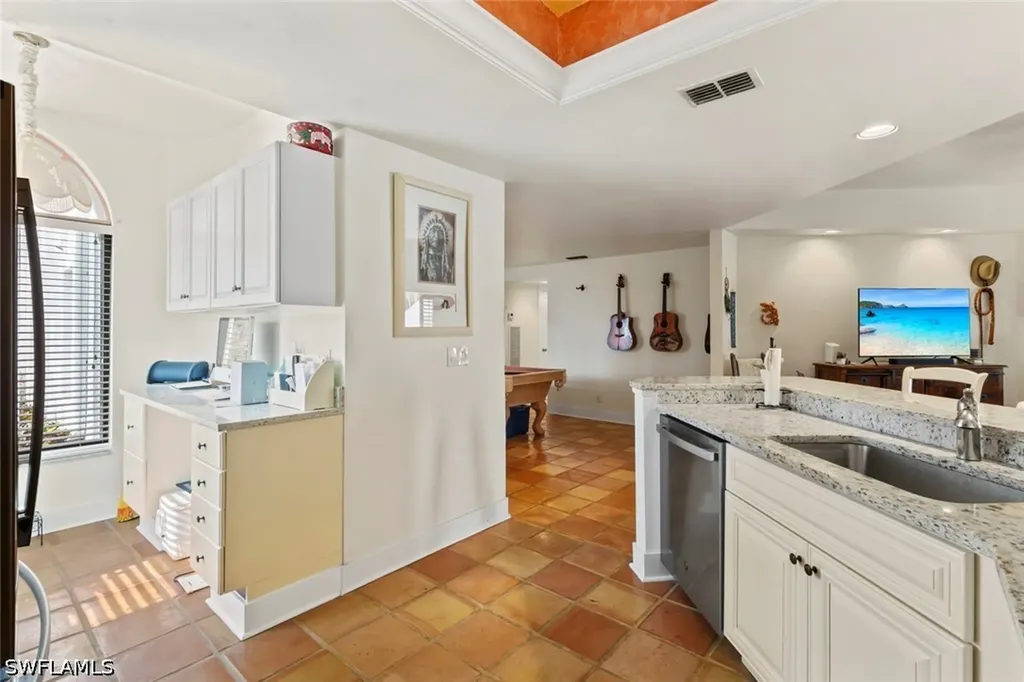 2294 Anchorage Lane Naples FL 34104