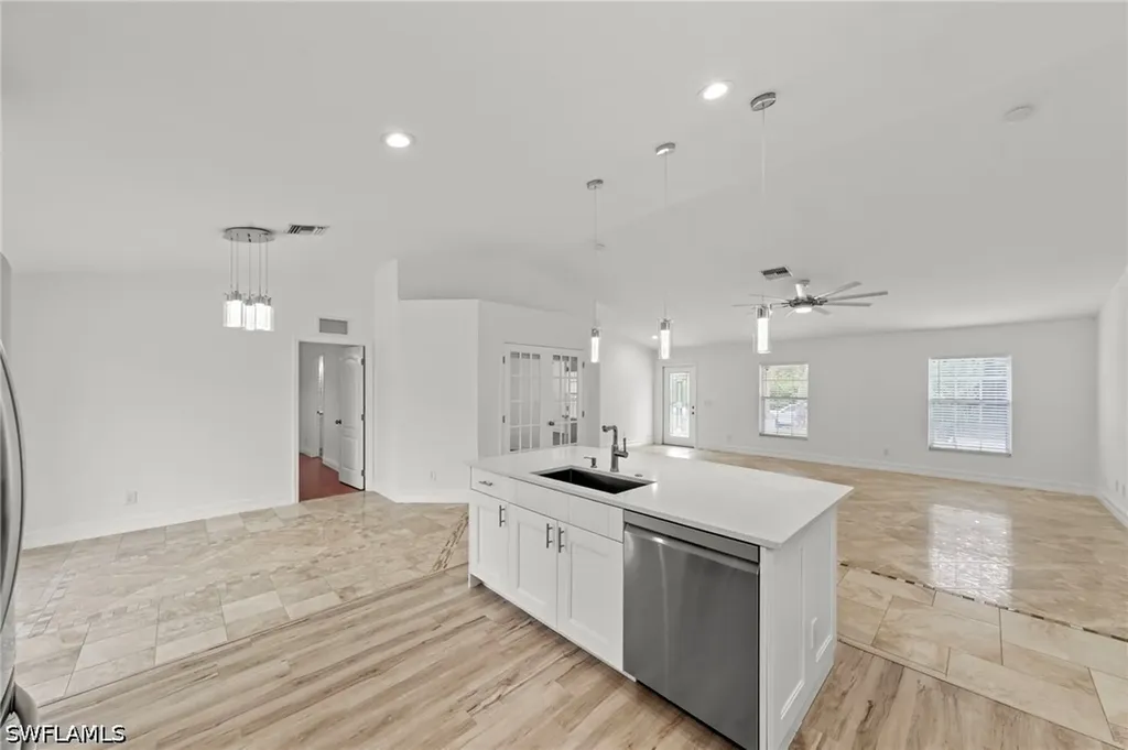 3318 21st Street SW Lehigh Acres FL 33976