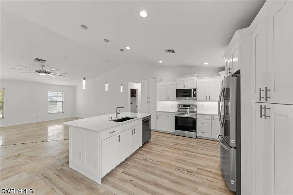 3318 21st Street SW Lehigh Acres FL 33976