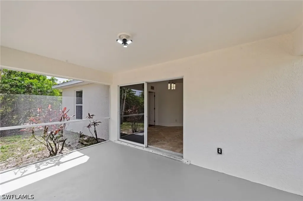 3318 21st Street SW Lehigh Acres FL 33976