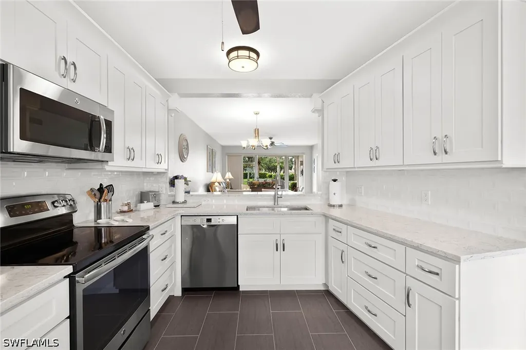 9022 Michael Circle Naples FL 34113