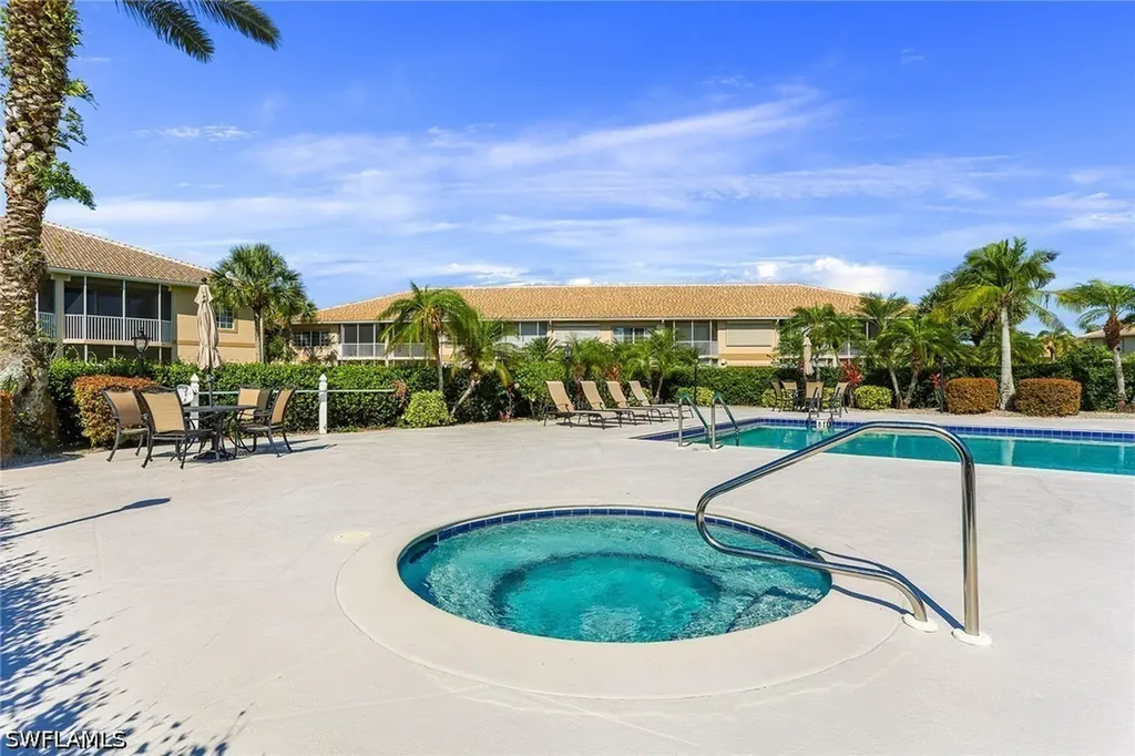 9022 Michael Circle Naples FL 34113