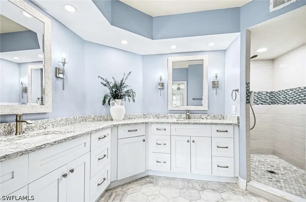 6842 Lantana Bridge Road Naples FL 34109