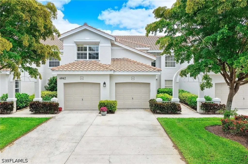 6842 Lantana Bridge Road Naples FL 34109
