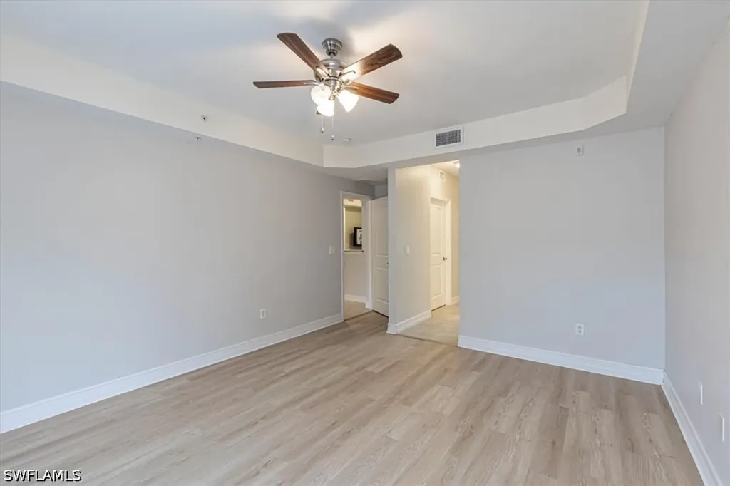 1100 Pine Ridge Road Naples FL 34103