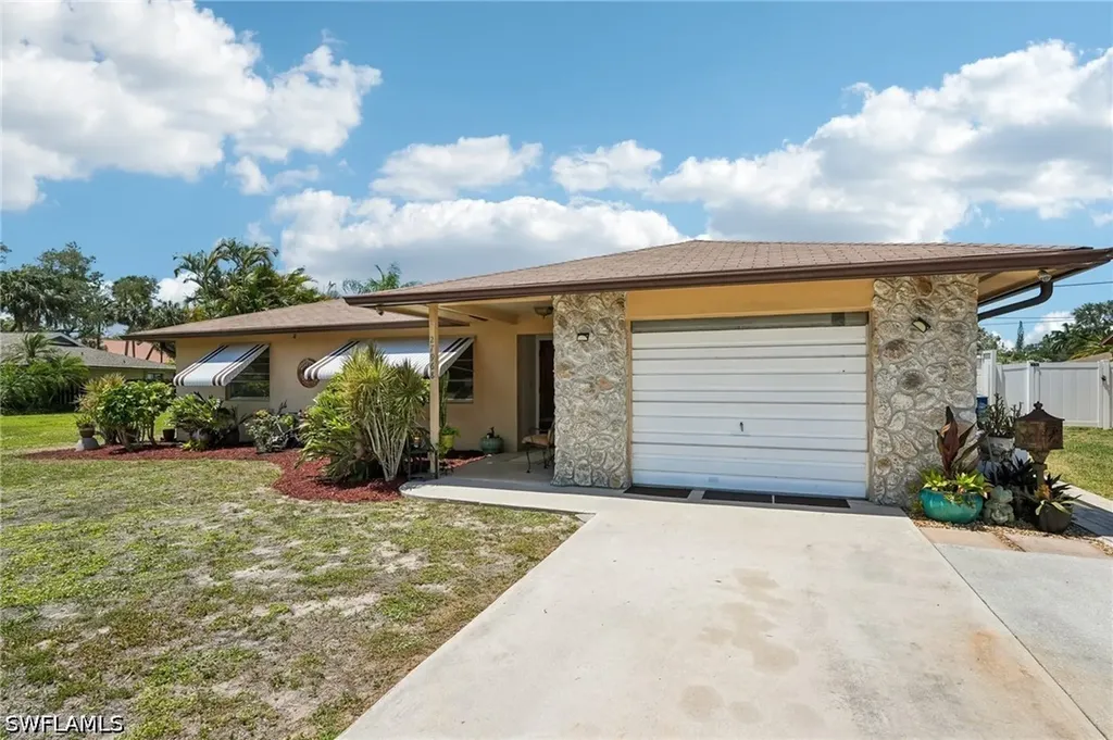 27968 Temple Terrace Drive Bonita Springs FL 34135