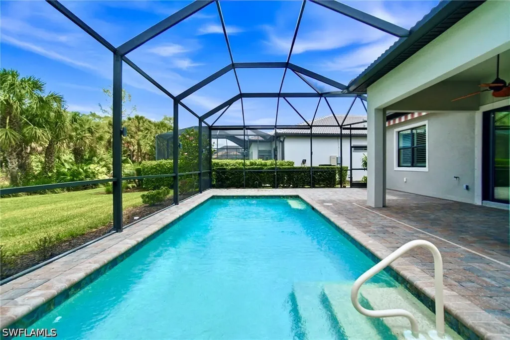 9395 Greyhawk Trail Naples FL 34120