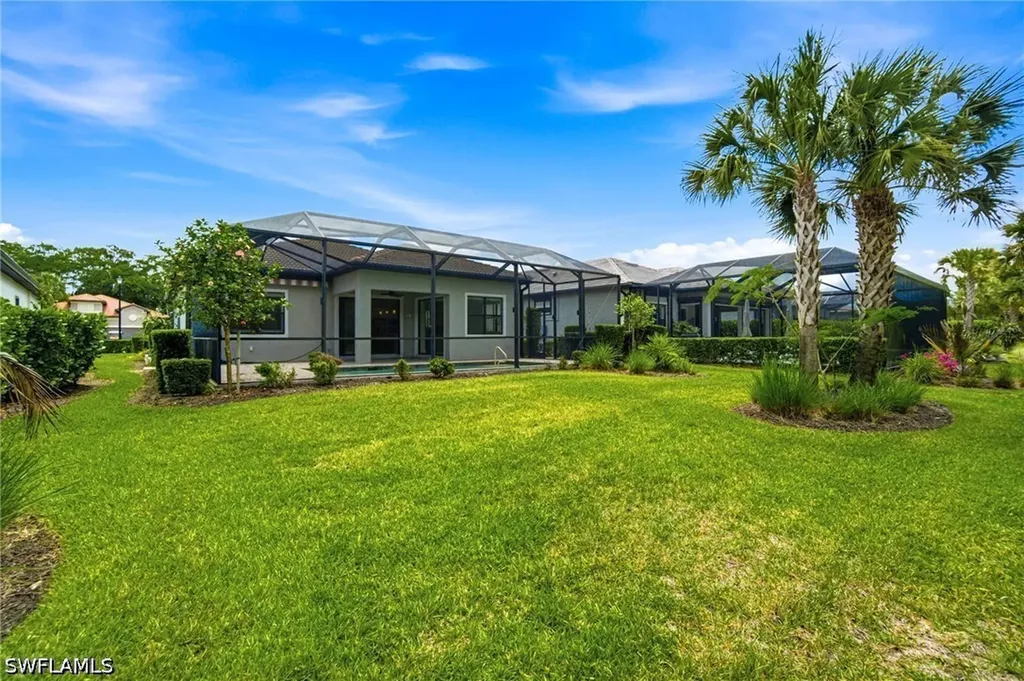 9395 Greyhawk Trail Naples FL 34120