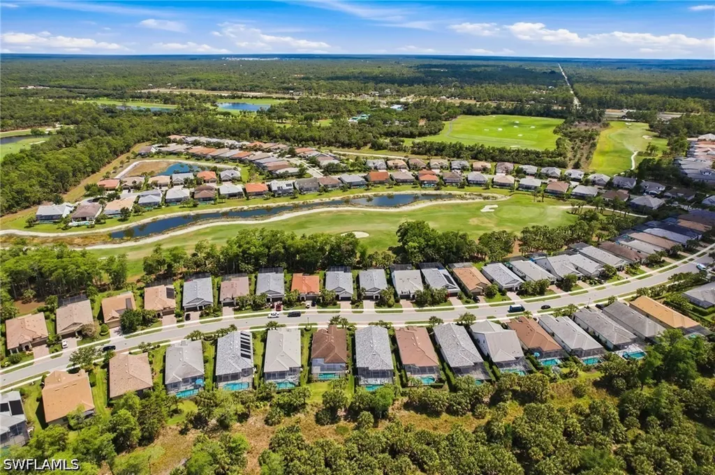 9395 Greyhawk Trail Naples FL 34120