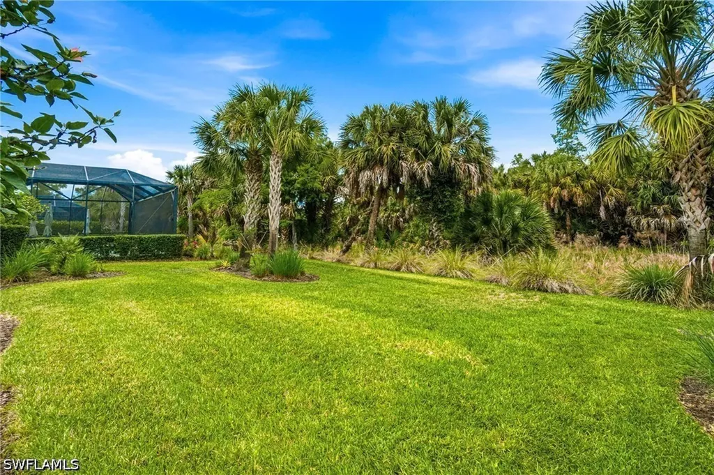 9395 Greyhawk Trail Naples FL 34120