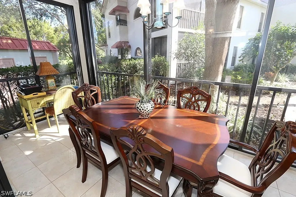 563 Serendipity Drive Naples FL 34108