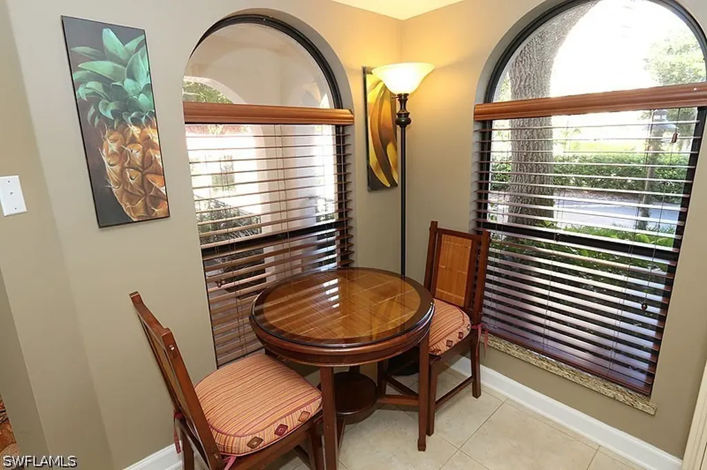 563 Serendipity Drive Naples FL 34108