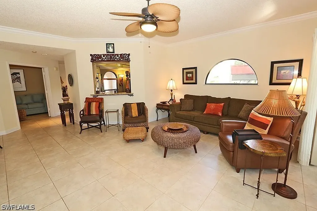 563 Serendipity Drive Naples FL 34108